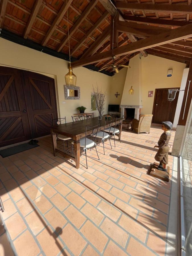 Casa Aguas Mansas Bed & Breakfast Cadima Exterior photo